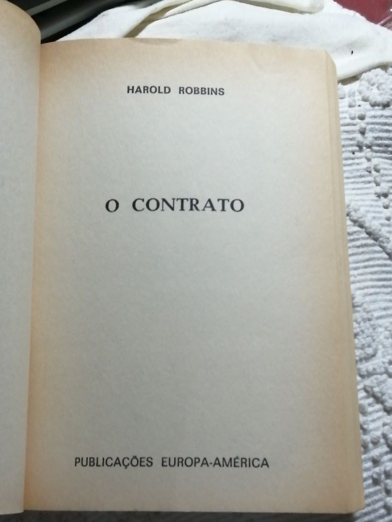O Contrato de Harold Robbins