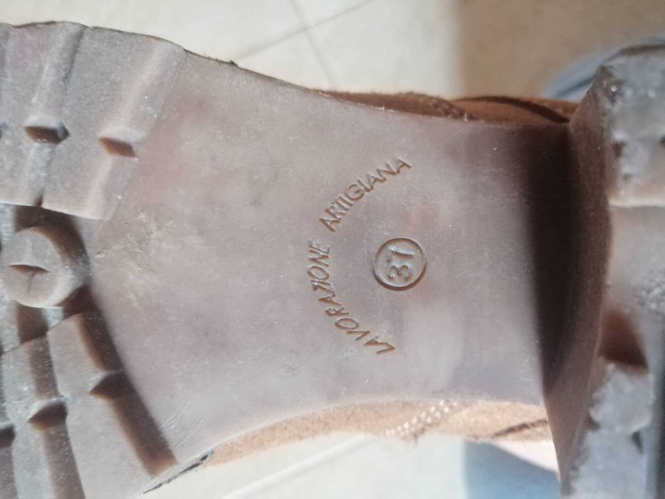 Bota camurça salto alto