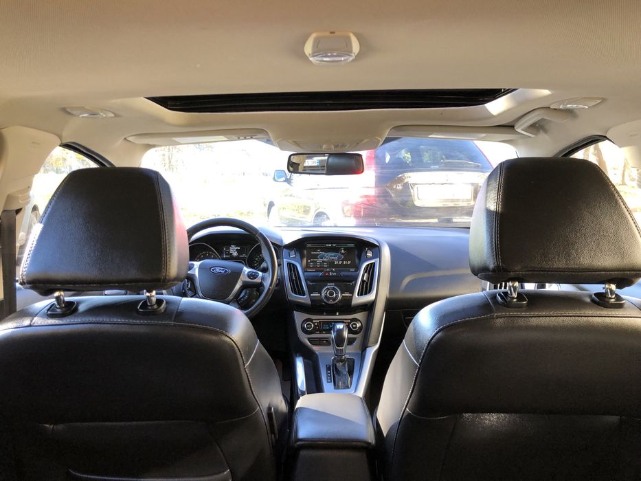 Форд фокус тітанніум2.0і,автомат 2012р