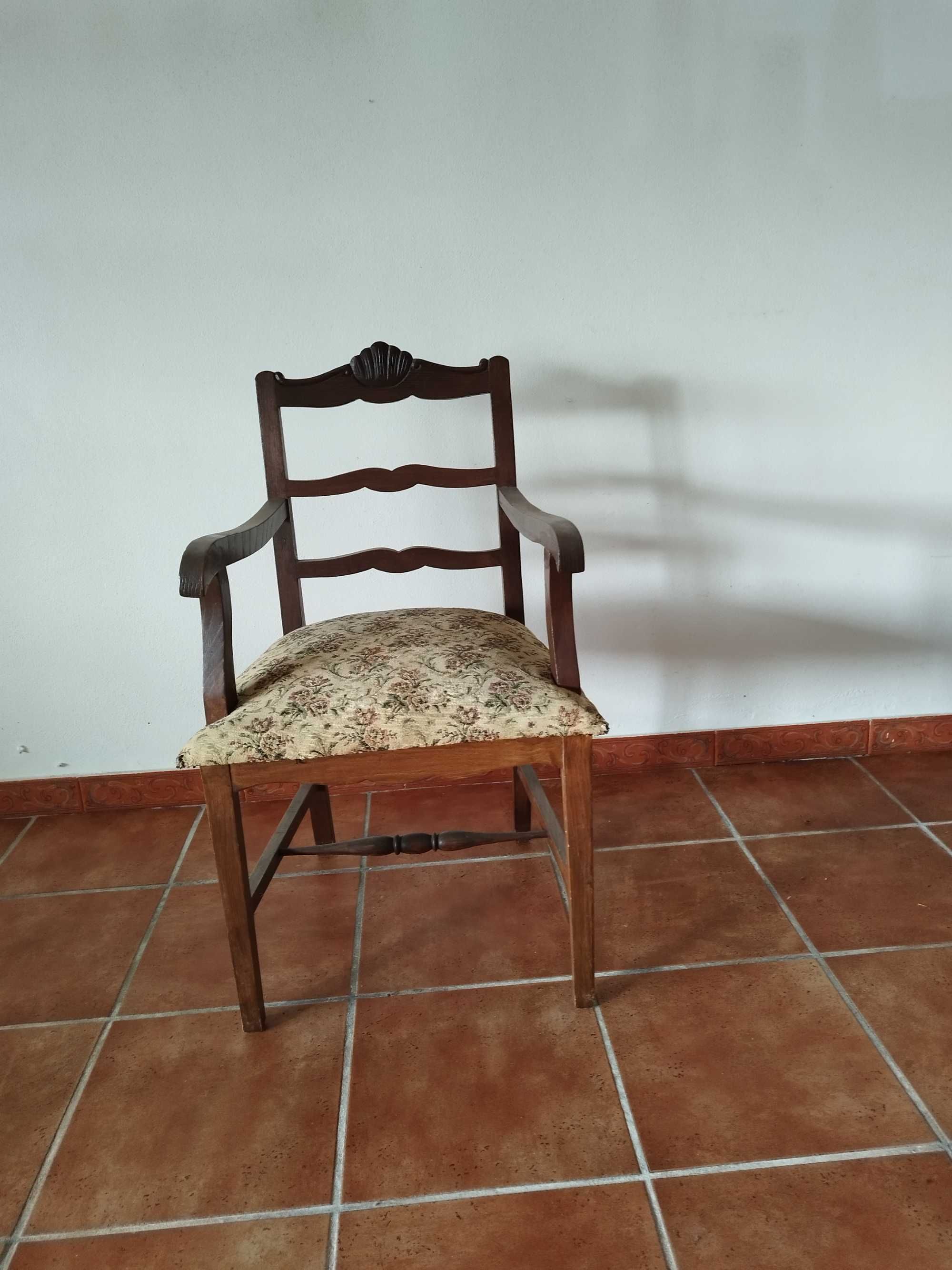Cadeira Vintage em excelente condições