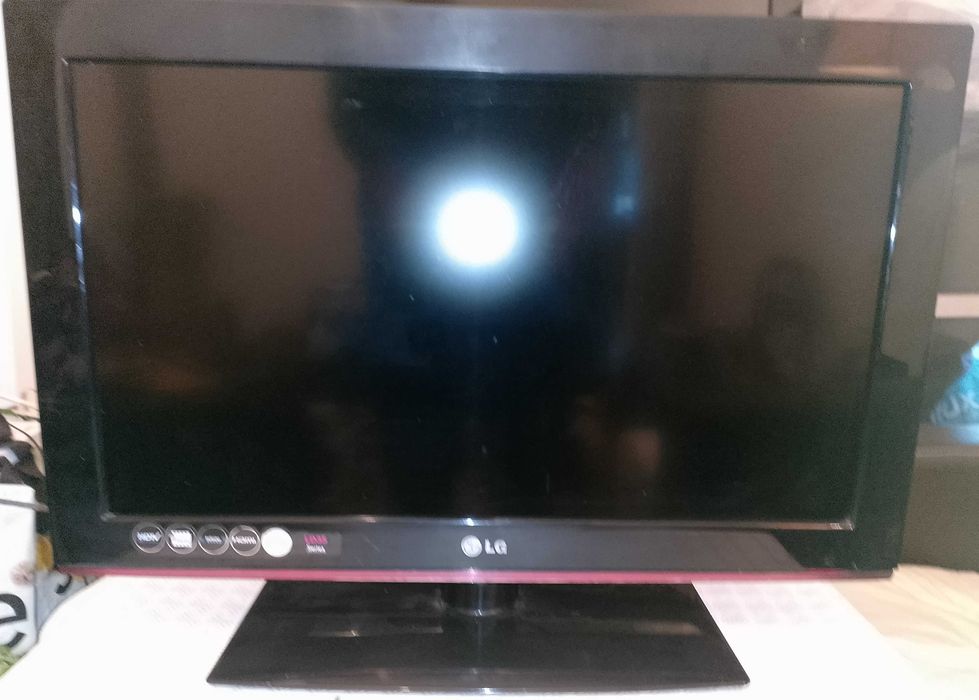 TV/ Monitor LG 26"
