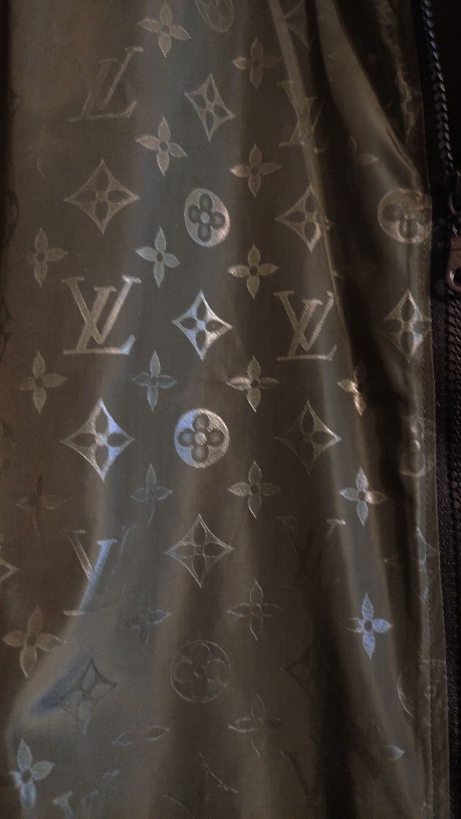 Louis Vuitton kurtka wiatrówka khaki idealny stan