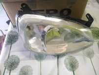 Farol Direito Opel Corsa de 2001 Novo