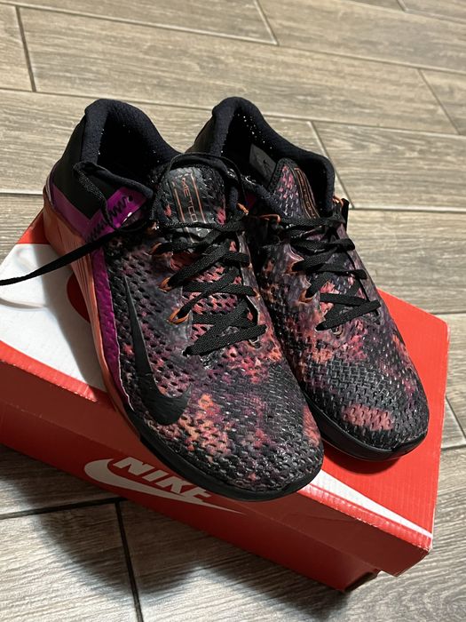 NIKE metcon 6 martian sunrise