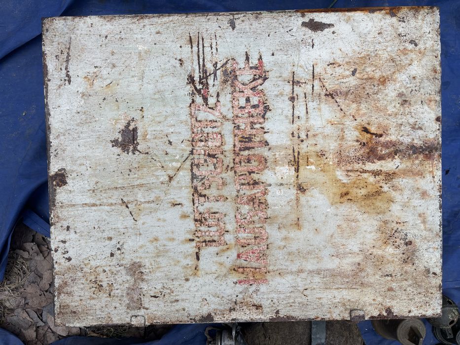 Stara niemiecka Luftschutz Hauspotheke - apteczka z wyposazeniem