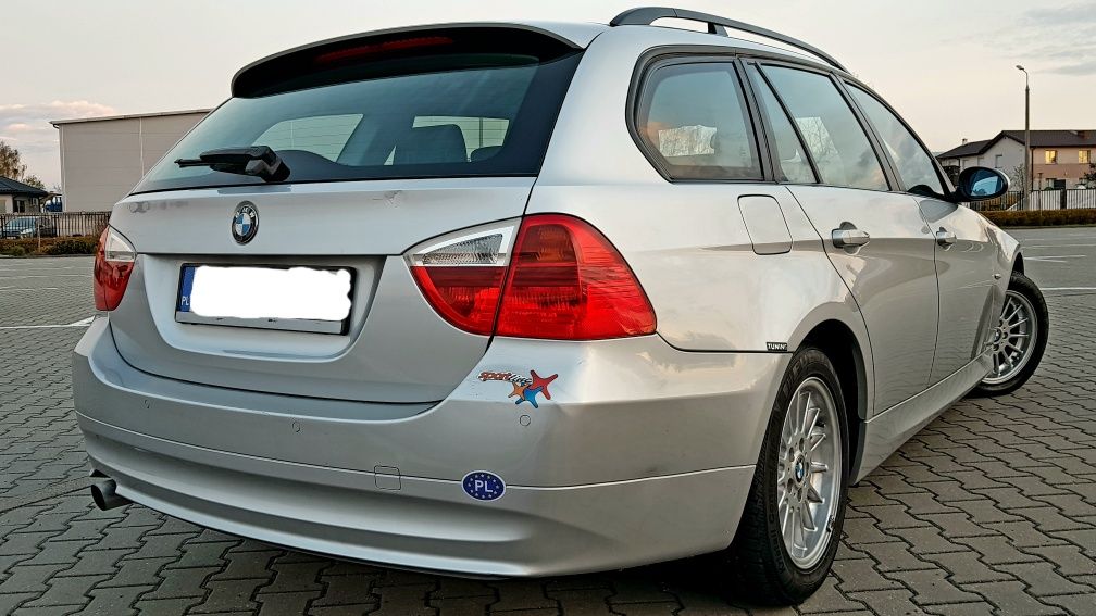 *PRZEPIĘKNE RODZINNE*BMW 2.0 129Km Klimatronic Niski Przebieg Stan BDB