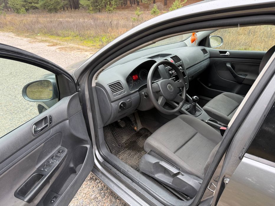 Продам Volkswagen Golf 5, мотор 1,6