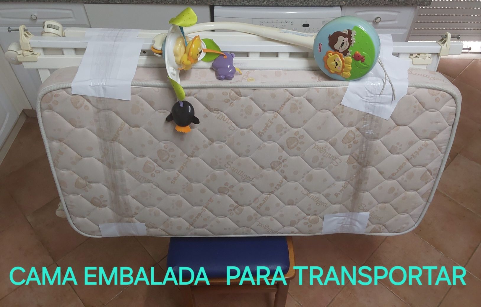 CAMA PARA BEBÉ LIMPA E LAVADA COM COLCHÃO INCLUÍDO.Casa,Quarto,Sala.