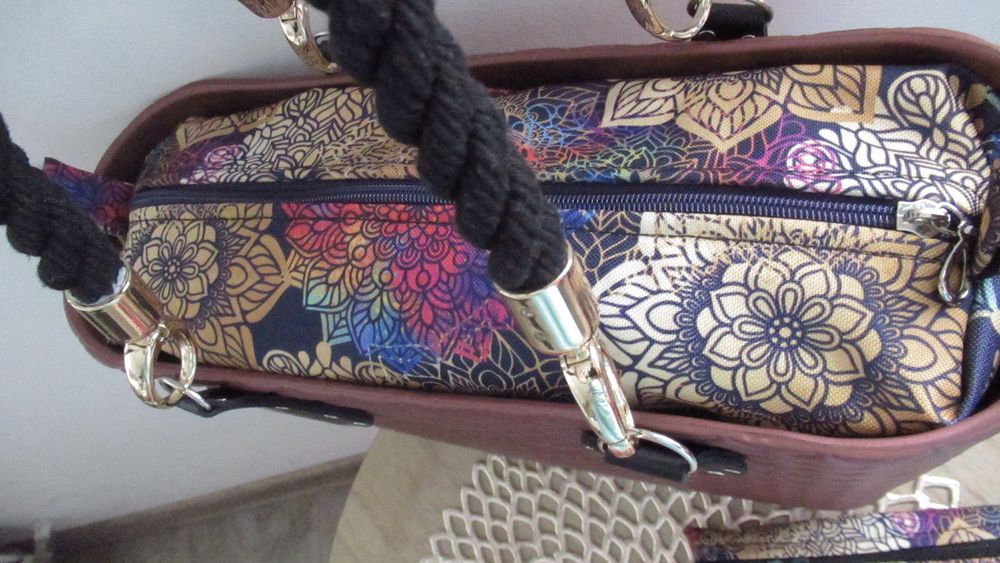 Organizer body Obag Mini Mandale kieszeń suwak metal