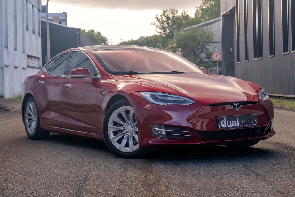 Tesla Model S 100D