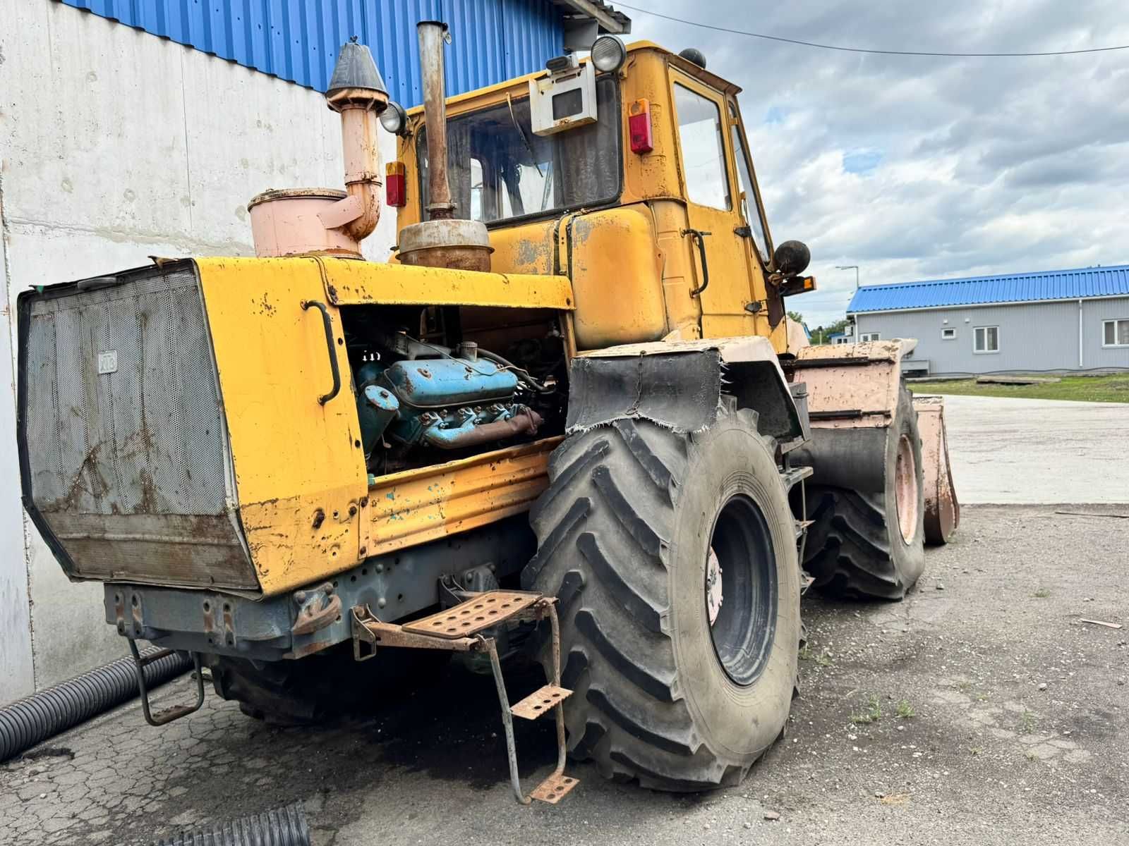 Навантажувач Т-156-01