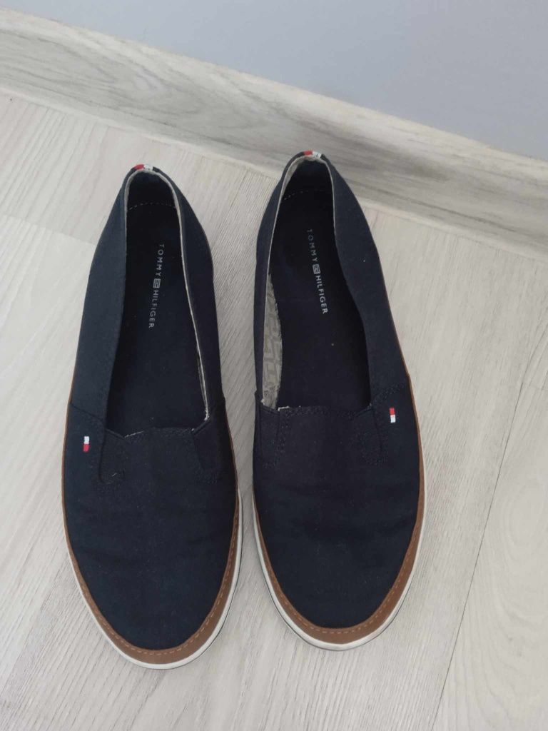 Tommy Hilfiger Iconic Kesha sneakersy tenisówki półbuty r. 36 zadbane