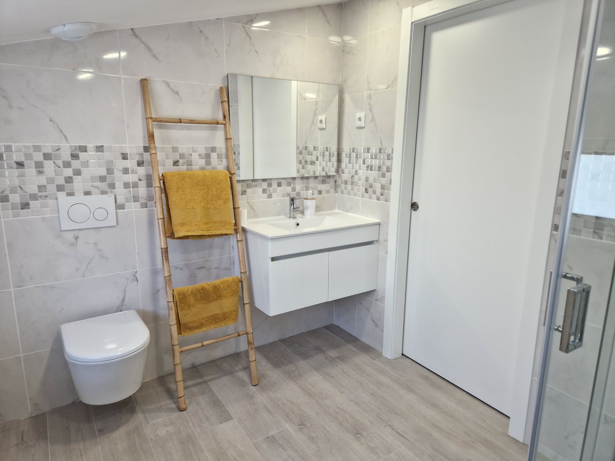 Apartamento 1⁰andar T2 Perto da praia