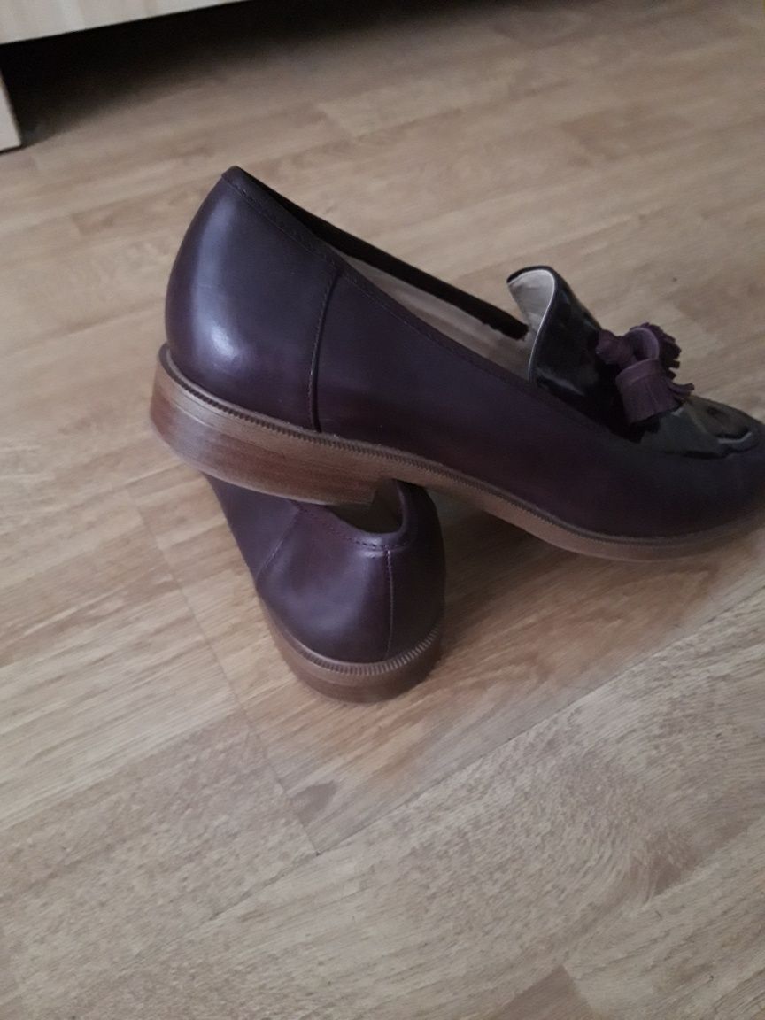 Buty damskie mokasyny Clarks róż.41