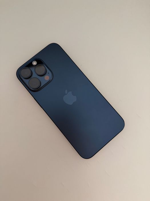 Iphone 15 pro max 256gb azul