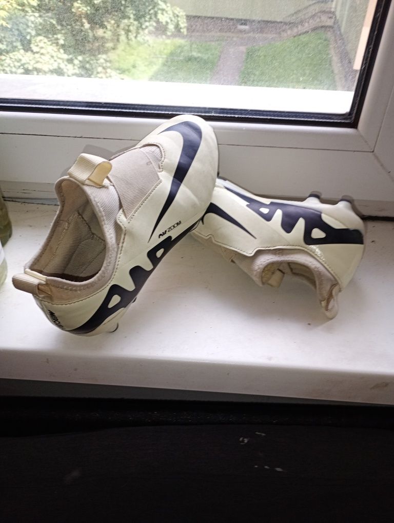 Korki Nike air zoom 36,5 żółte