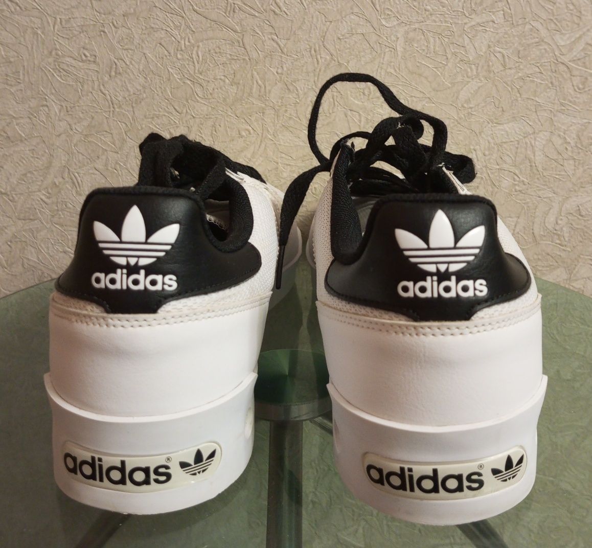 Мужские кроссовки/ Adidas/46