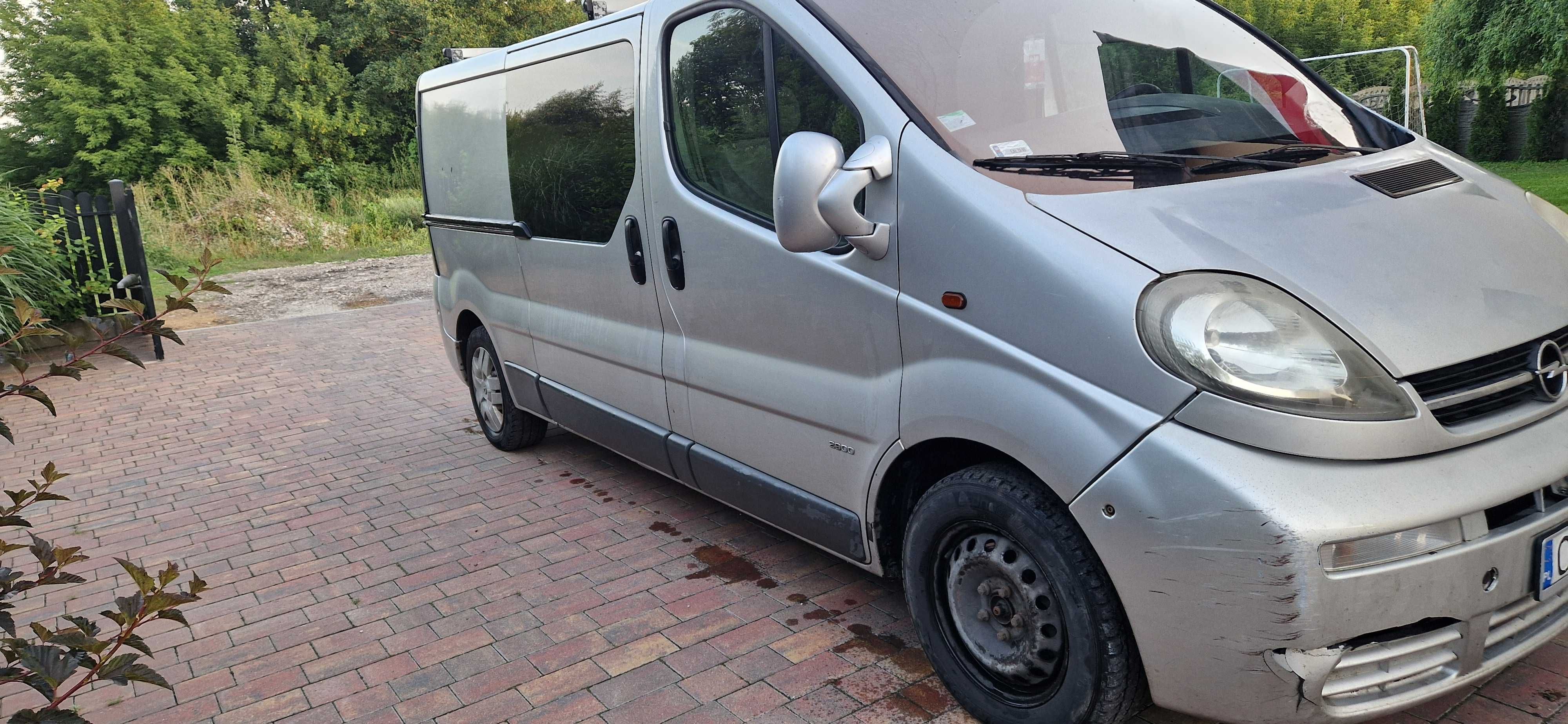 Sprzedam Opel VIVARO LONG 1.9 tdi