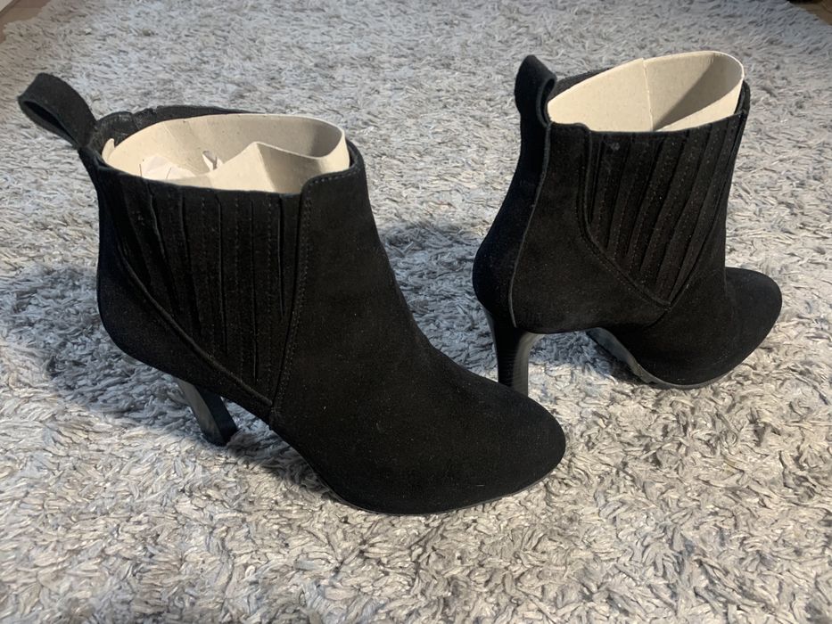 Ботінки на каблуку