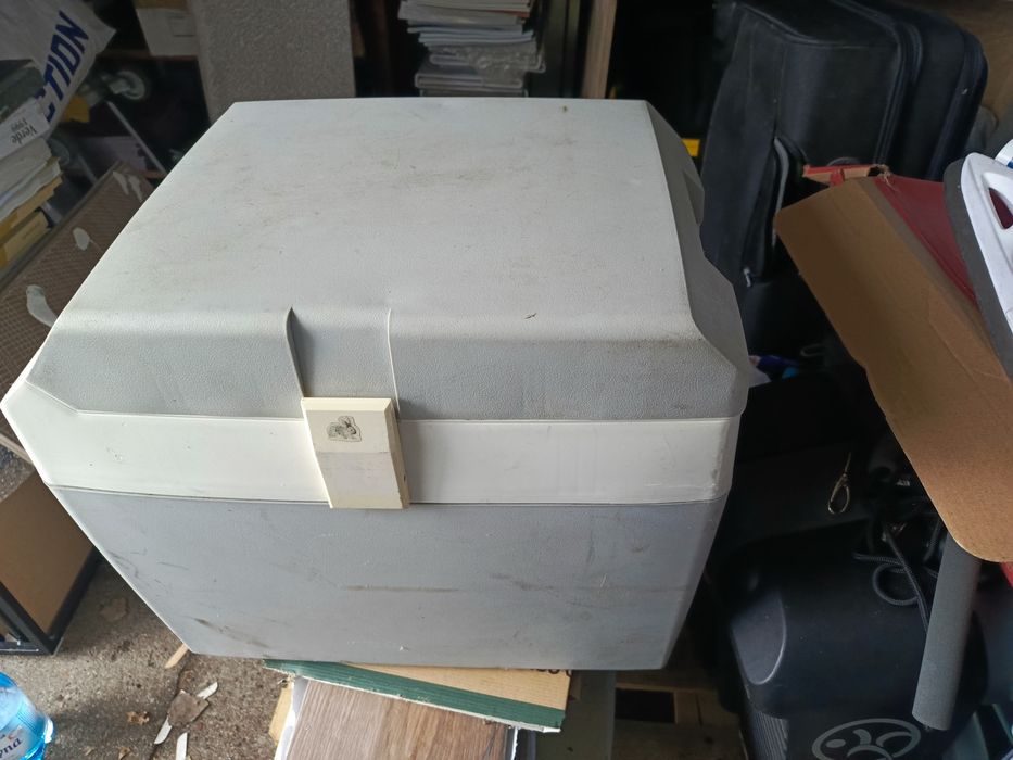 lodówka turystyczna 12 /24 volt