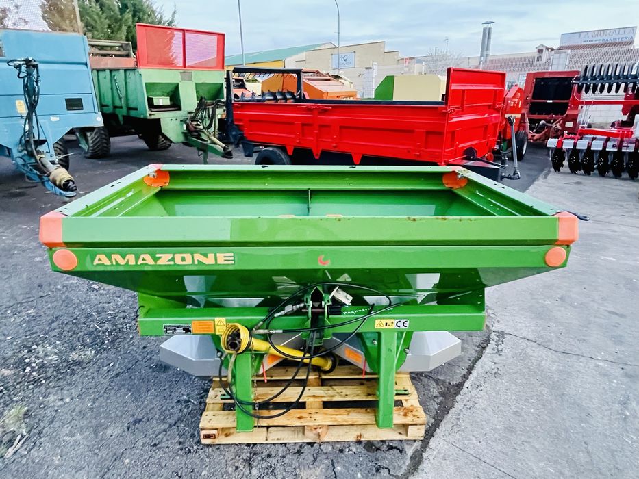 distribuidor de adubo amazone,semeador..