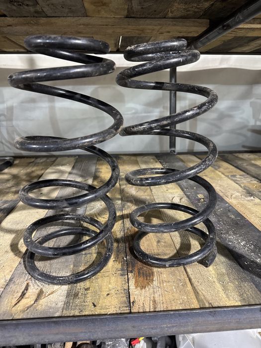 Пружини Kia Sorento 1 , задні