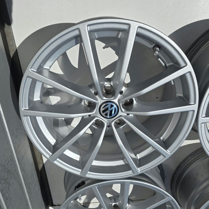 vw passat b7 b8 cc tiguan i ii arteon sharan 17 et30 5x112 4x