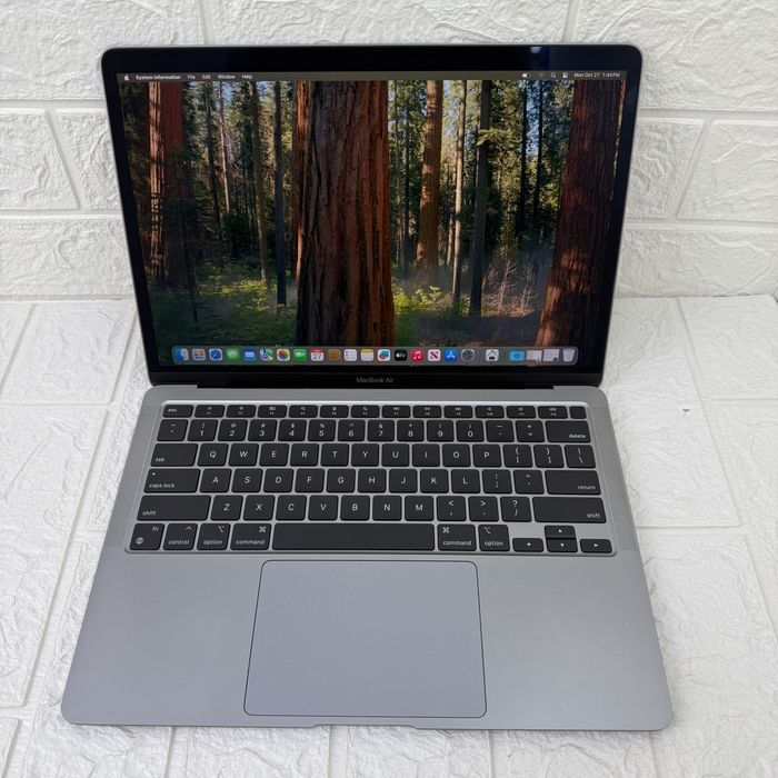 №2688	MGN63	MacBook Air 13 	Space 	M1	8/256