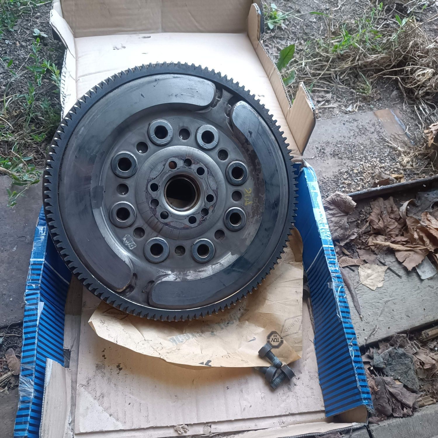 Маховик для Форд Фокус 1.6 tdci 74 kWt