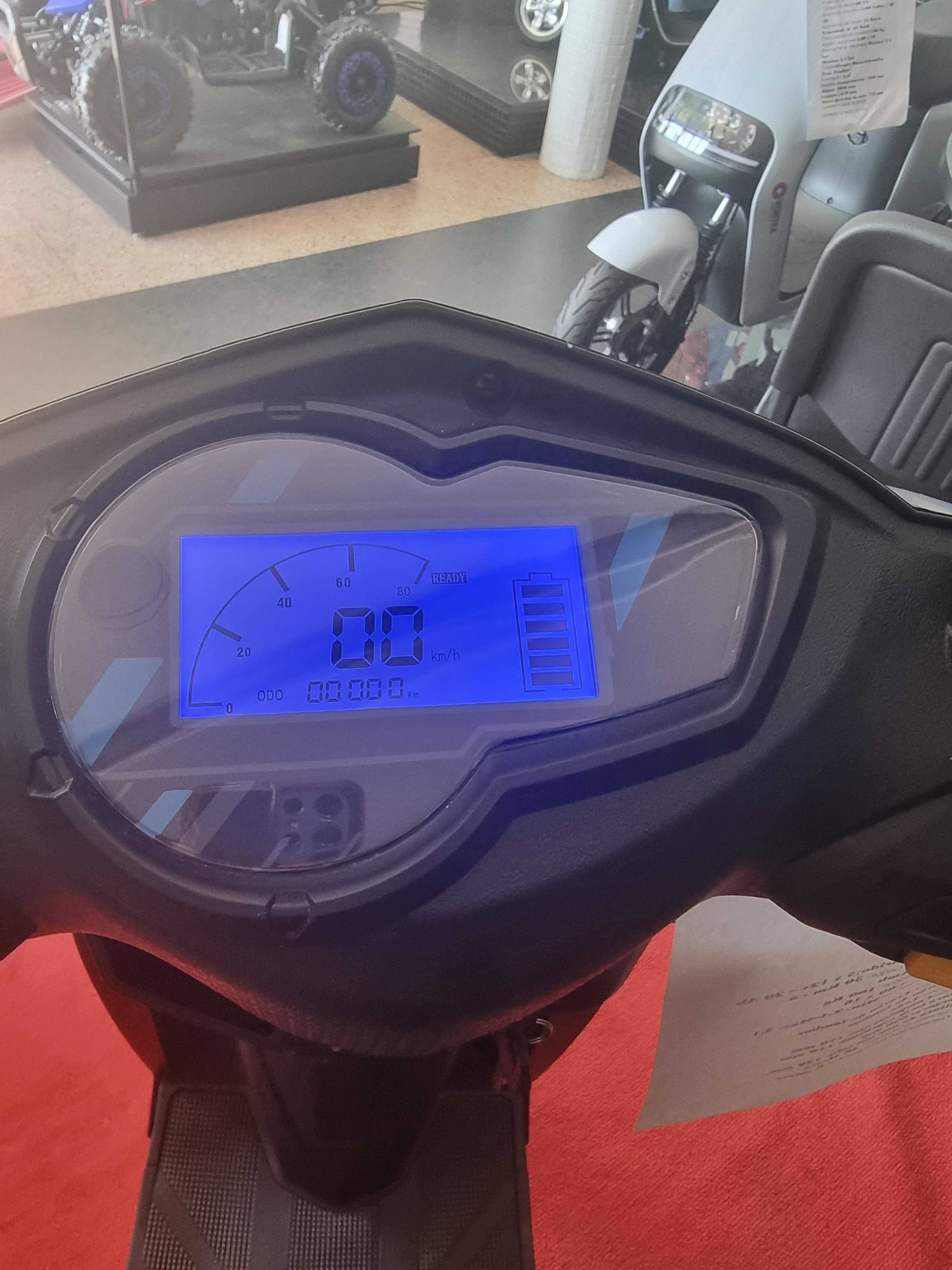 Scooter eletrica Five Vortex Motolandim