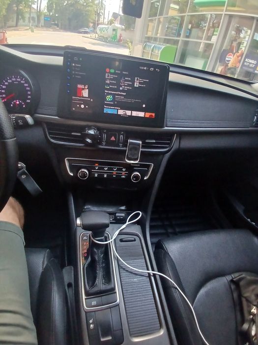 Автомобіль  киа  к5