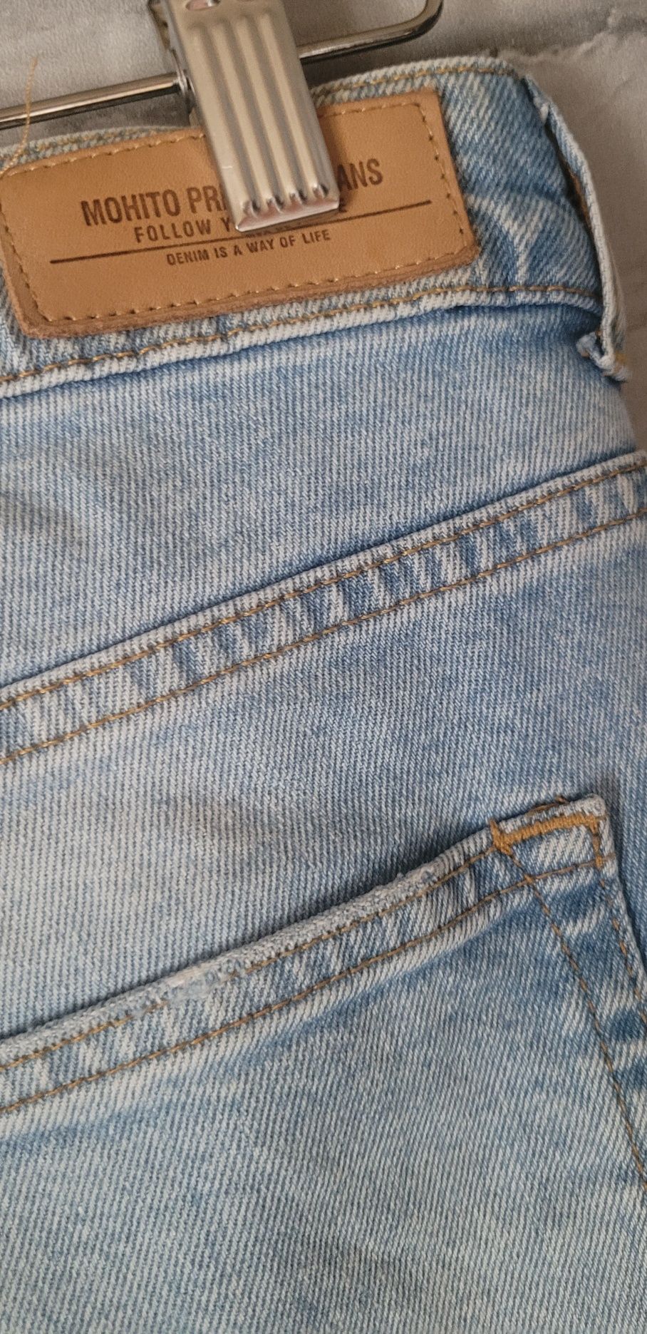 Spodnie jeansy Mohito rozmiar 40