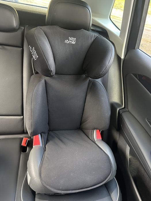 Автокрісло Britax Romer (15 - 36 кг) Ідеальний стан.