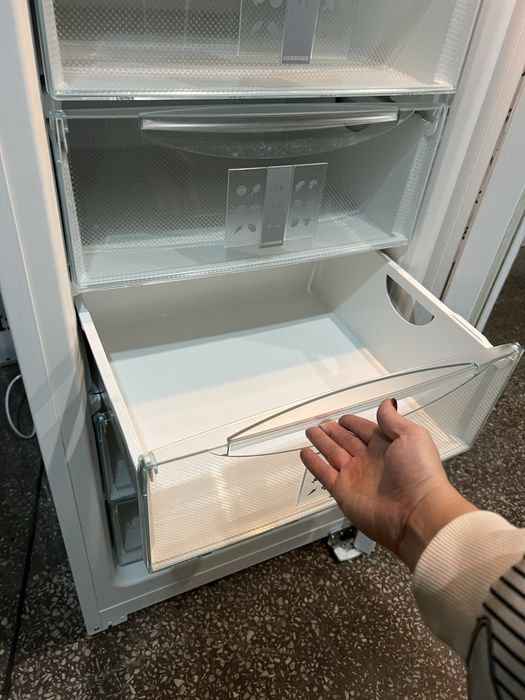 Морозильна камера liebherr GN2356 з Німеччини