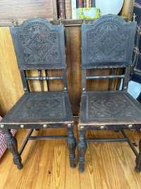 Duas cadeiras antigas( venda /troca)