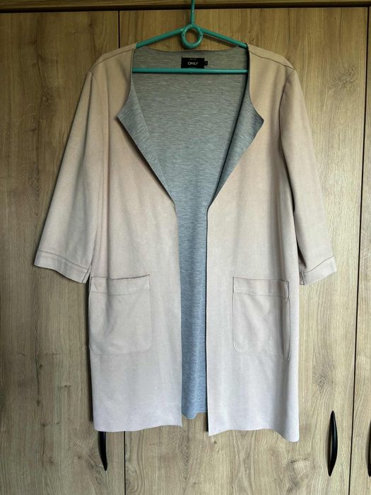 Jasnoróżowe narzutka damska lekki płaszczyk only rozmiar L