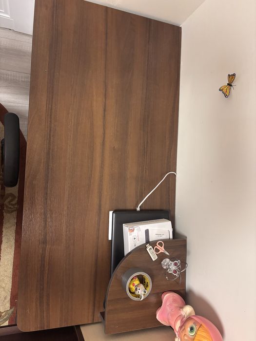 комп'ютерний стіл