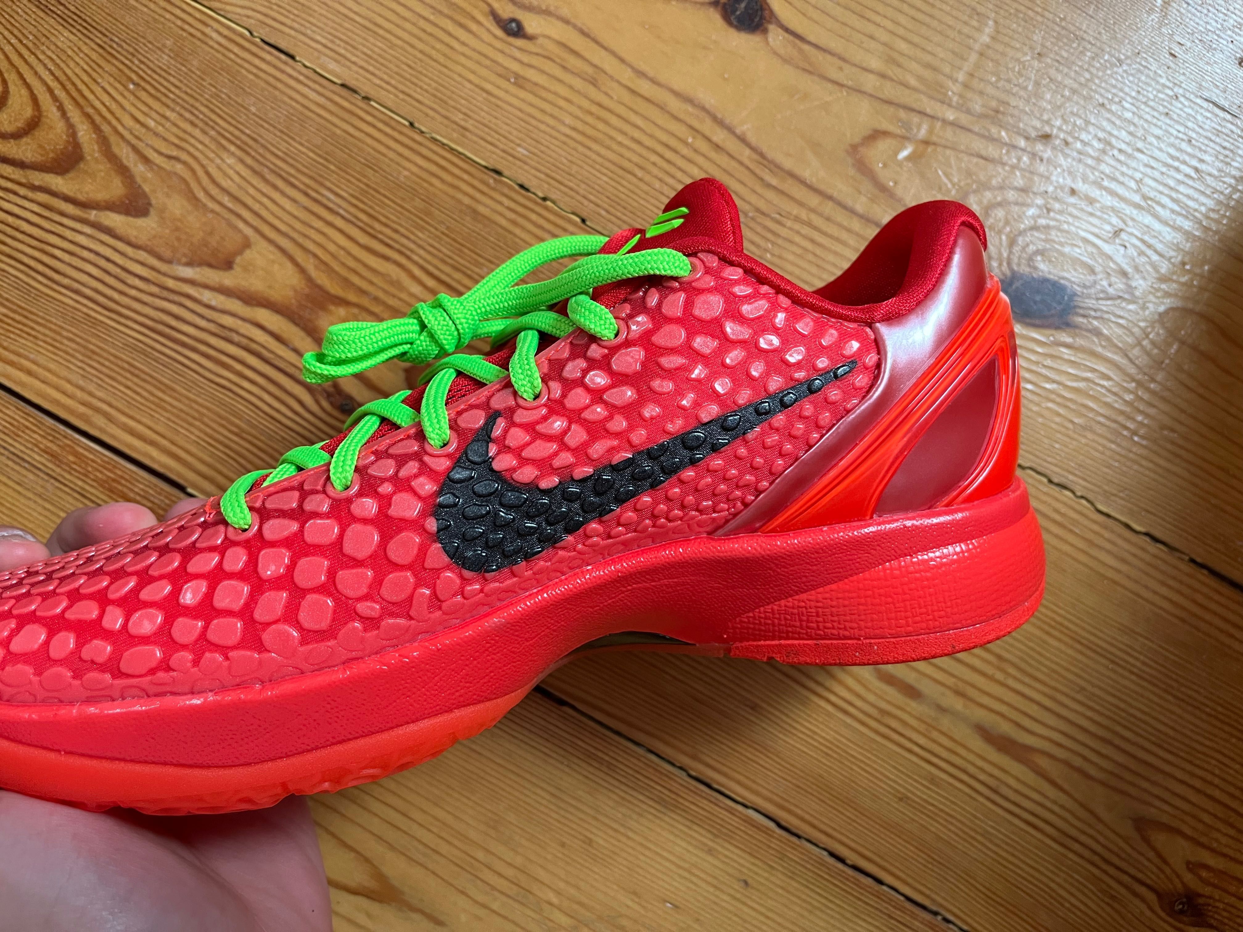 Kobe 6 Reverse Grinch