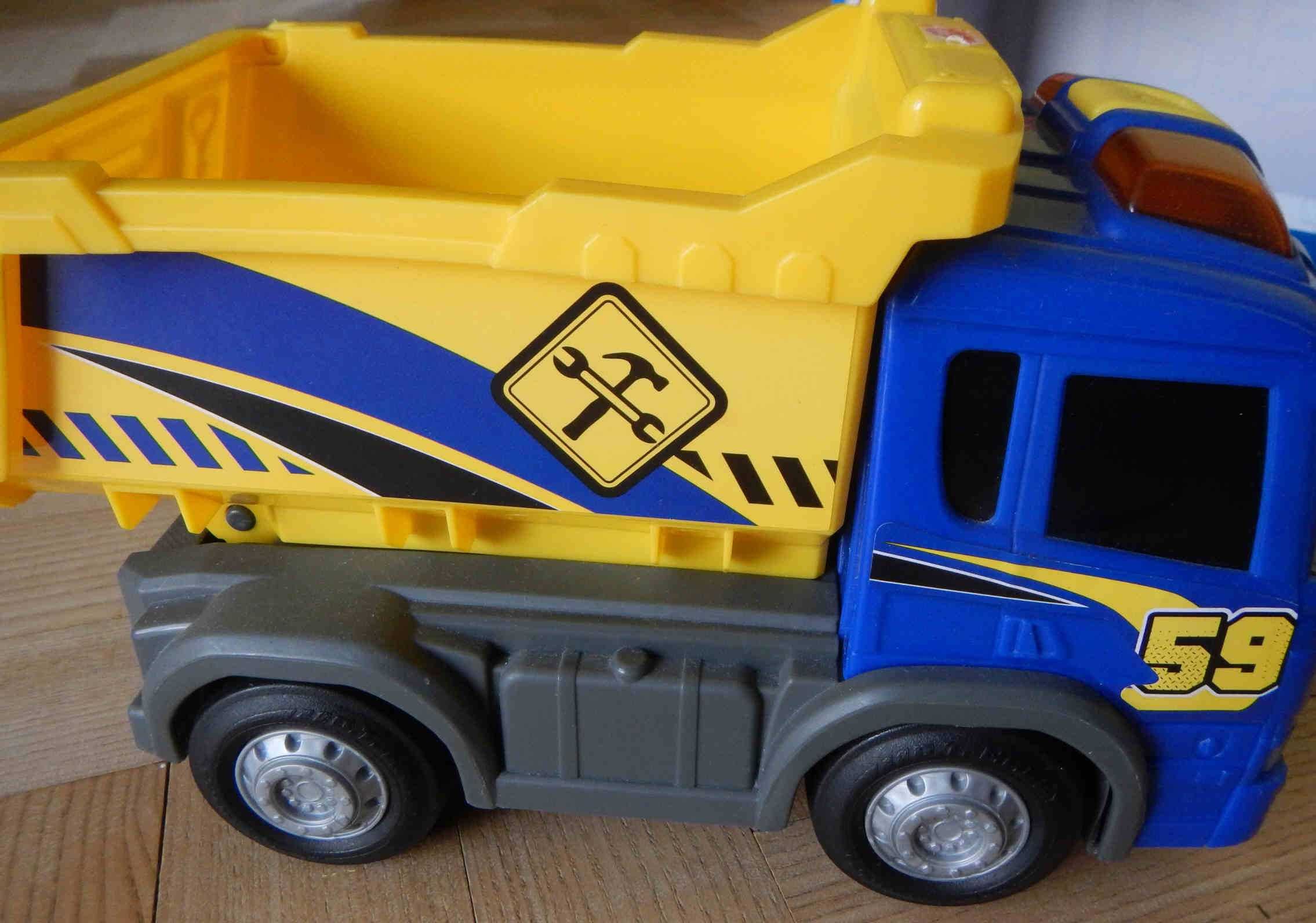 Simba Happy Scania Dickie pojazd wywrotka 24m+