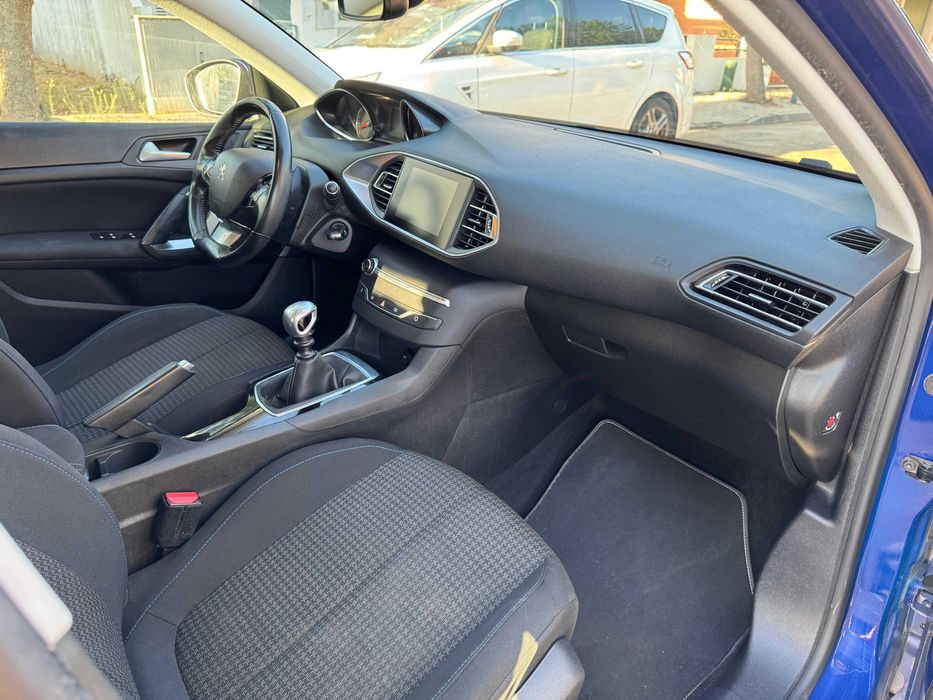 Peugeot 308 sw 1.5 Blue-HDi Style 2019,