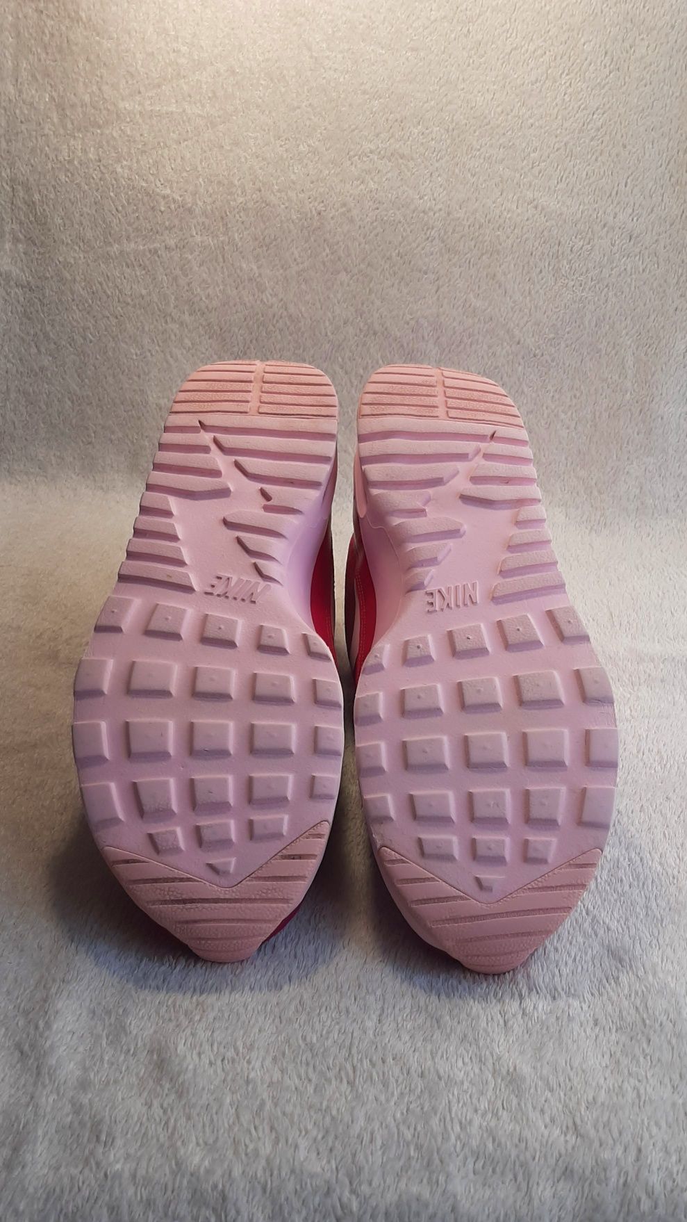 Кросівки Nike Women's Air Max, 42.5р., 27.5см