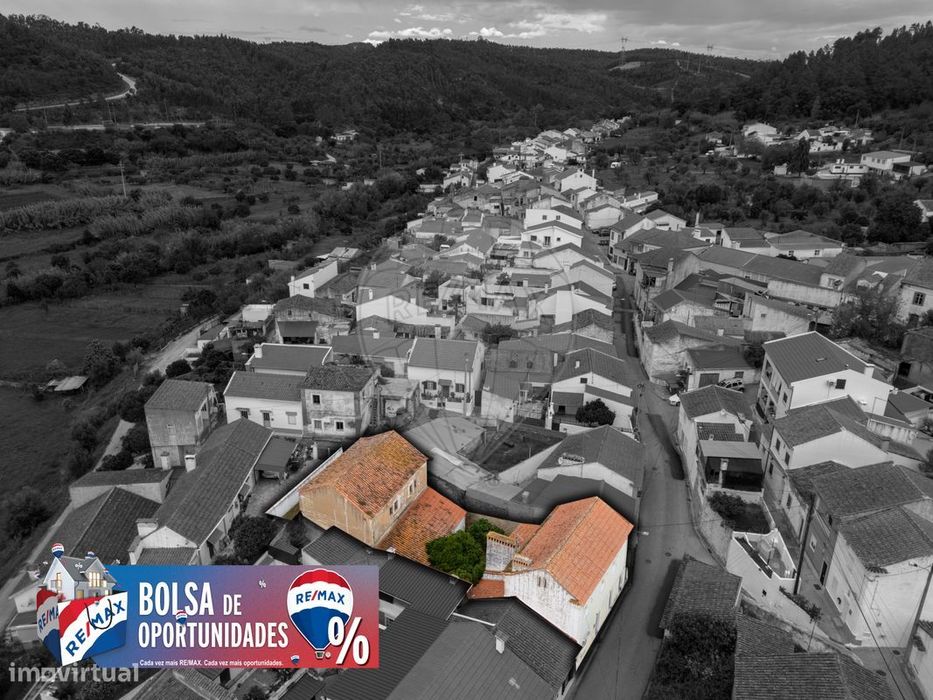 Moradia T4 para venda