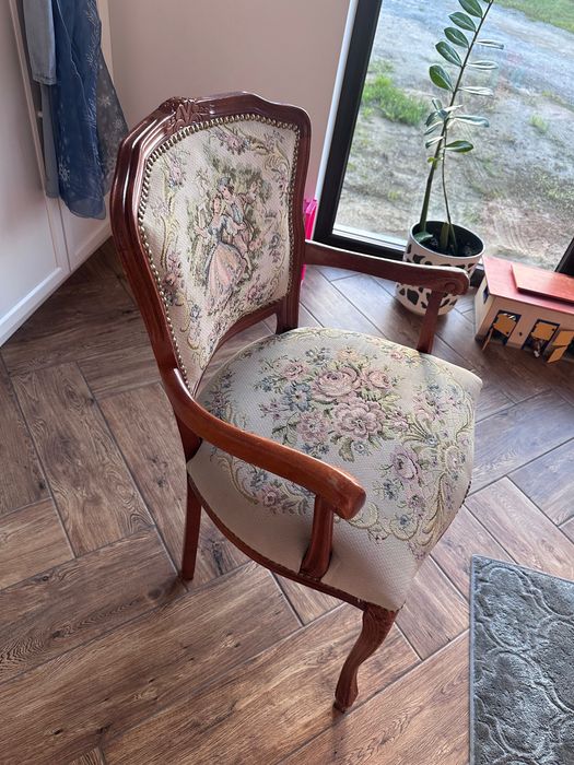 Stylowy fotel Ludwik