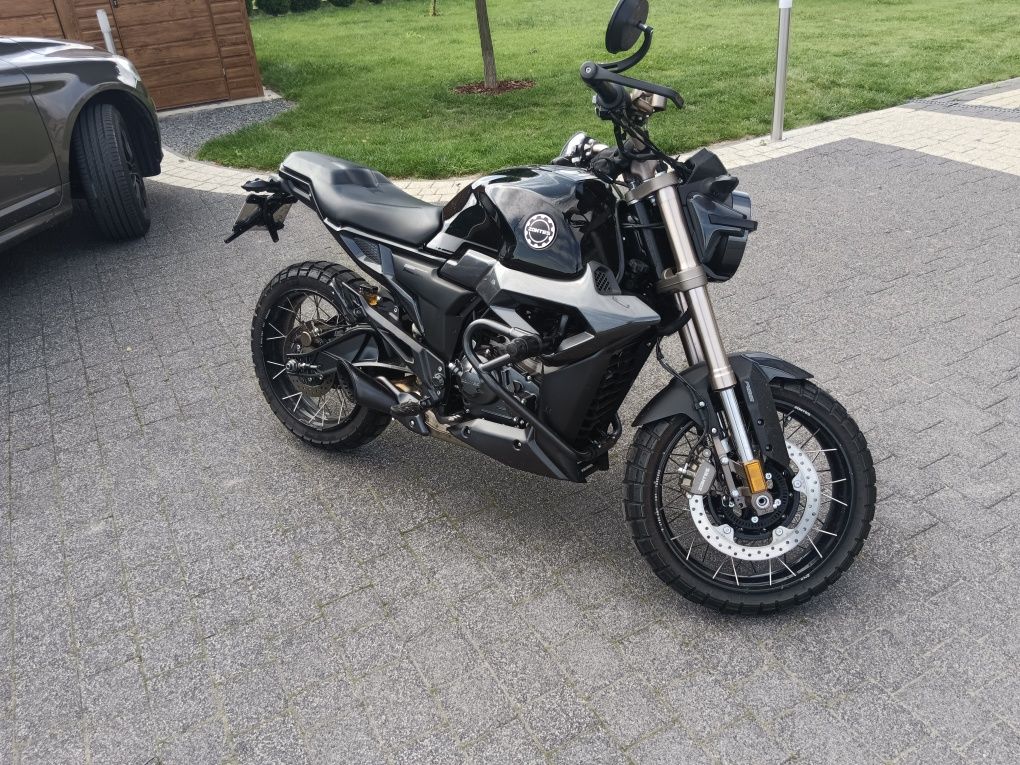 Motocykl Zontes 125 G1