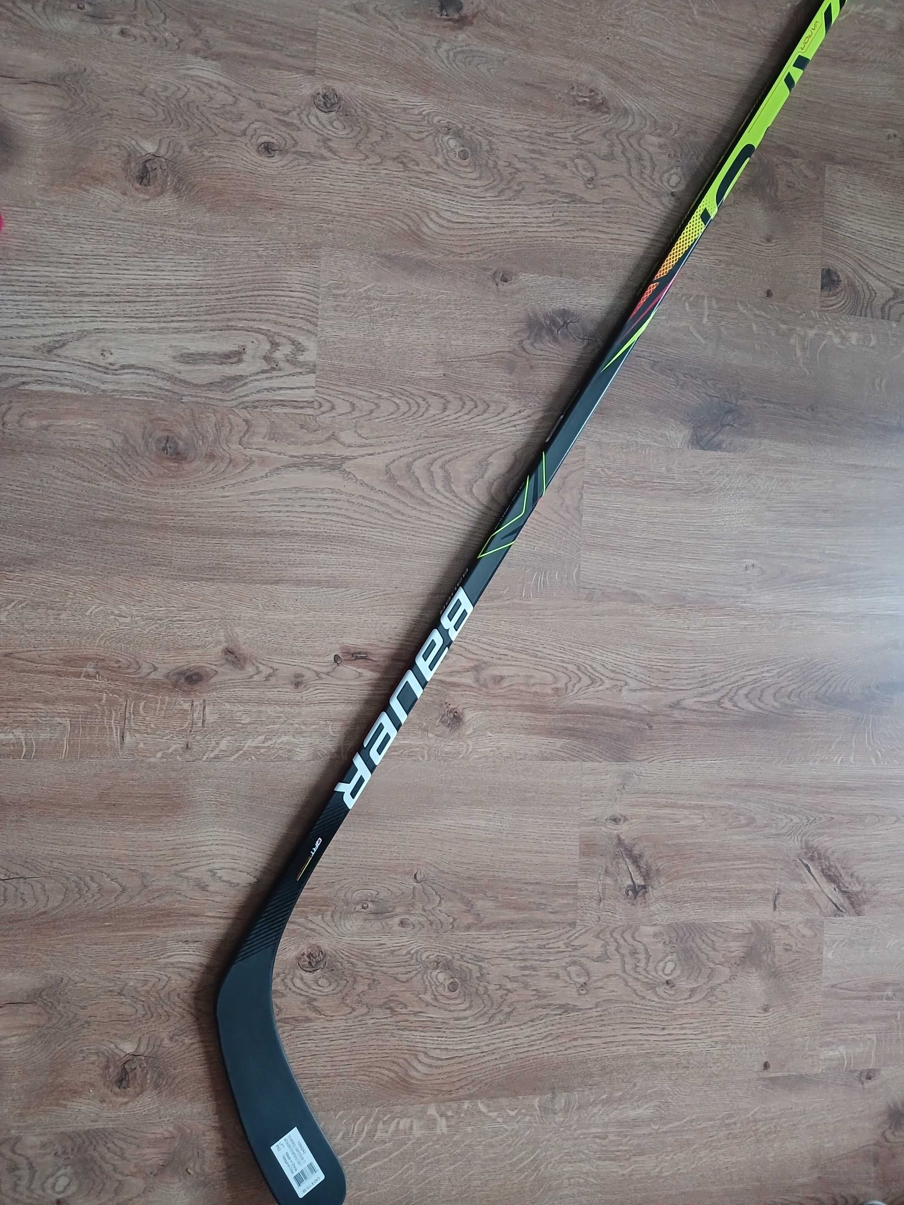 Хокейні ключки CCM BAUER Sherwood TRUE Warrior