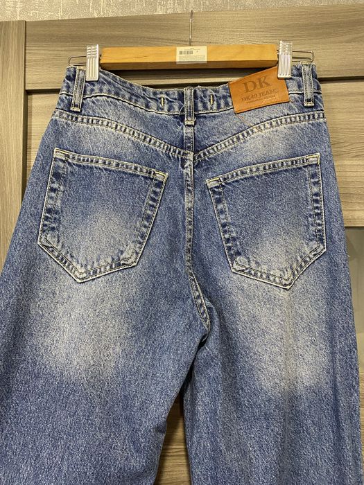 Джинси темно-сині