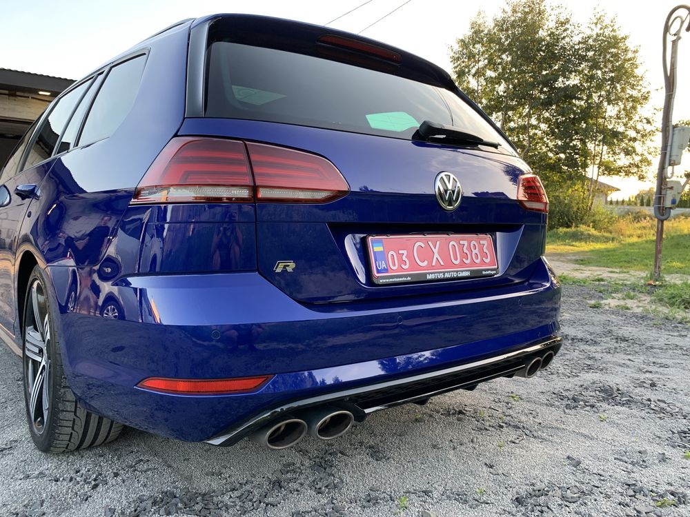 Volkswagen Golf R 7.5 2019 Performance Pack