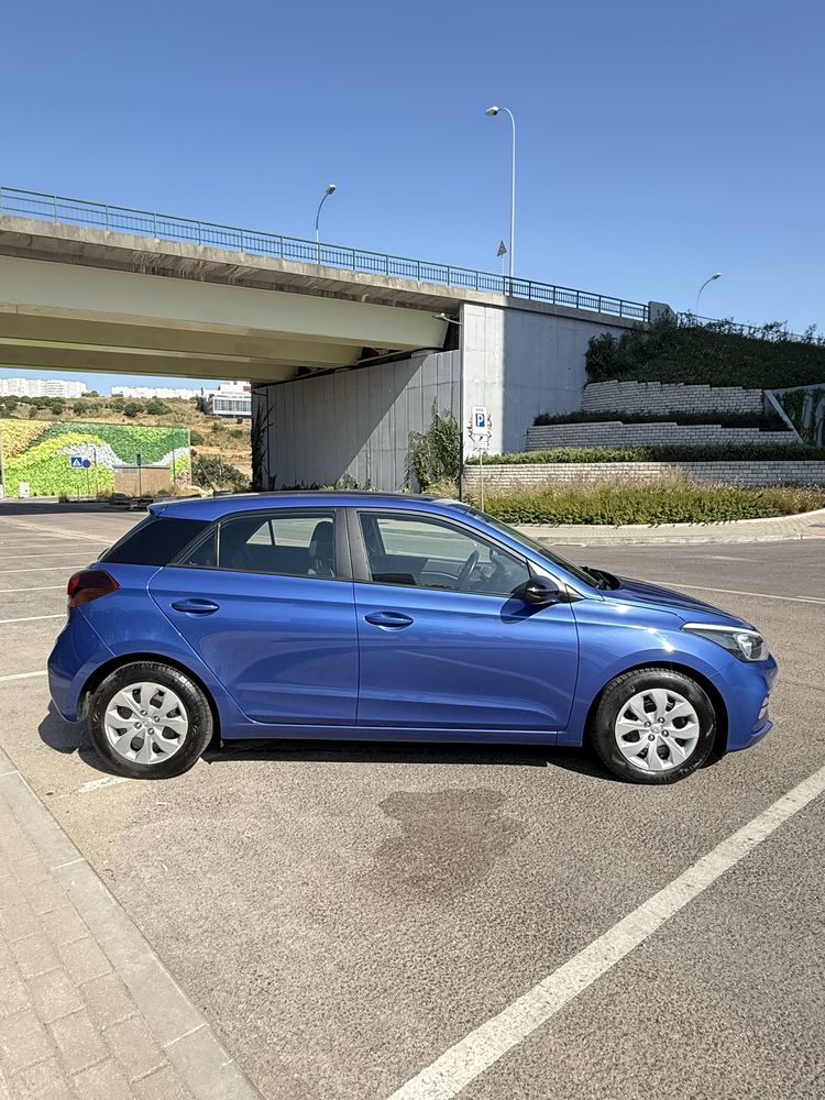 Hyundai i20  TGI ano 2020