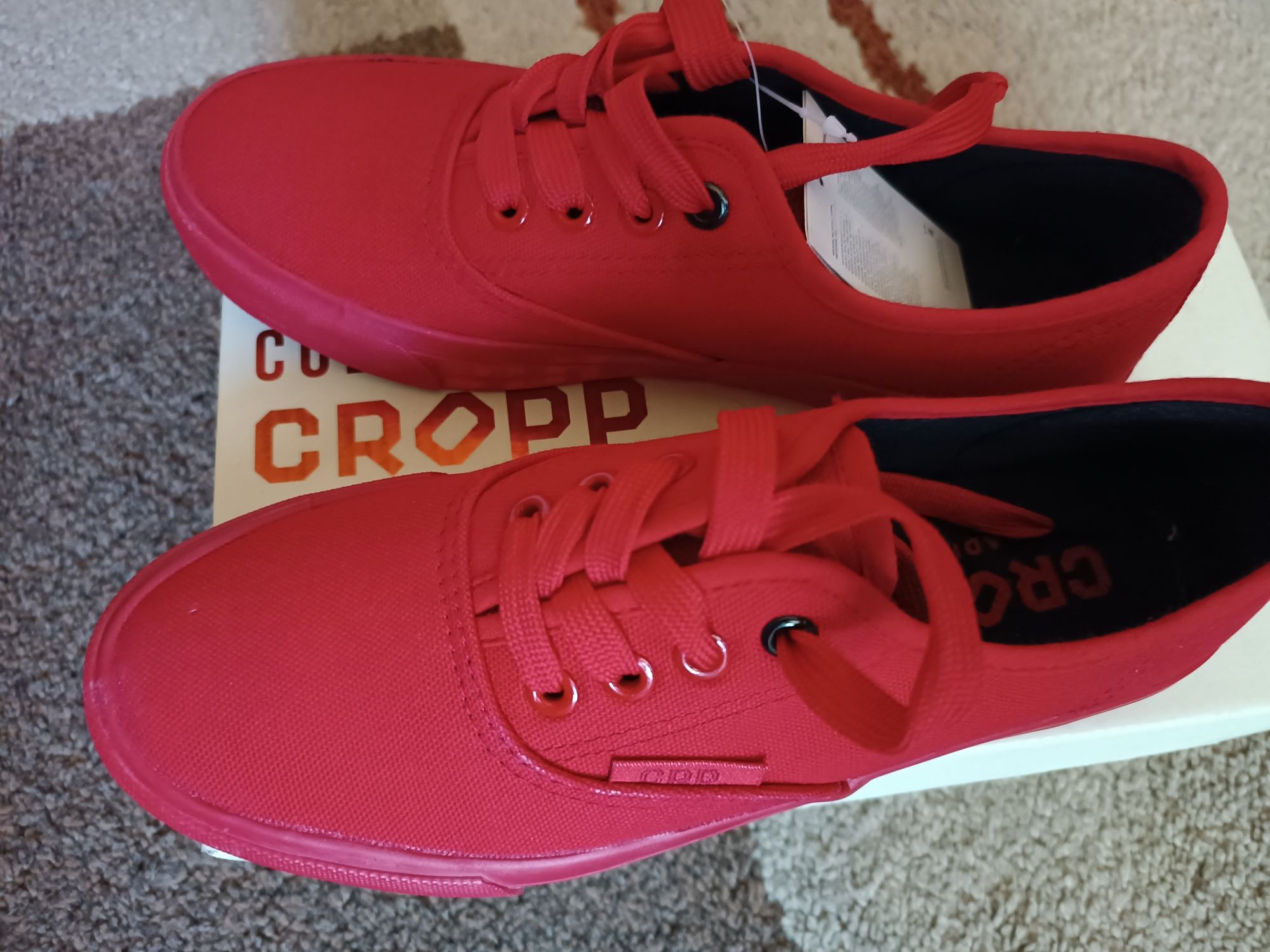 Кеди женские Cropp 37