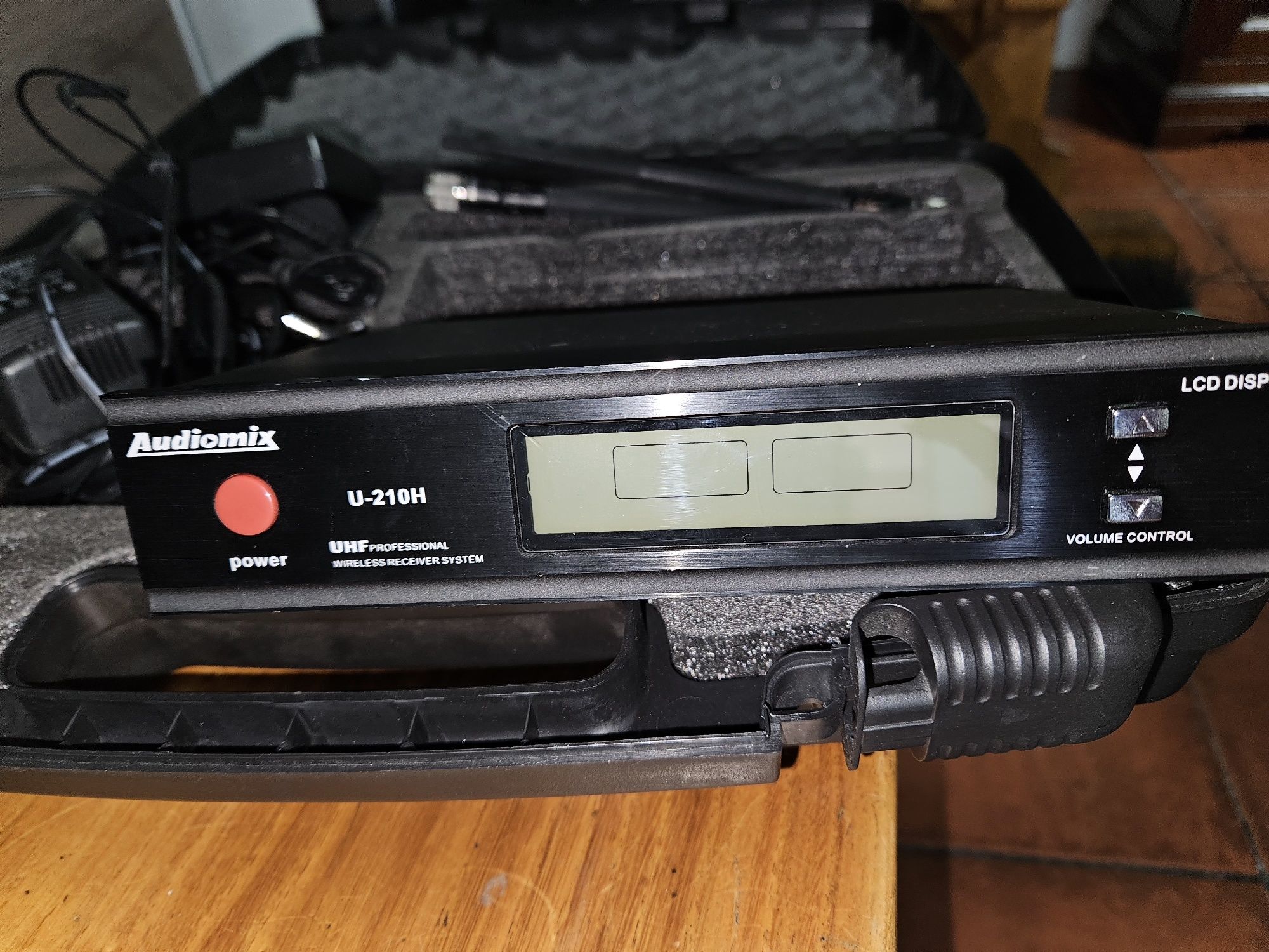 Microfone de cabeça Audiomix U-210H
